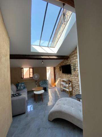 Apartmán La Mansarde De L Abbaye Cluny Exteriér fotografie