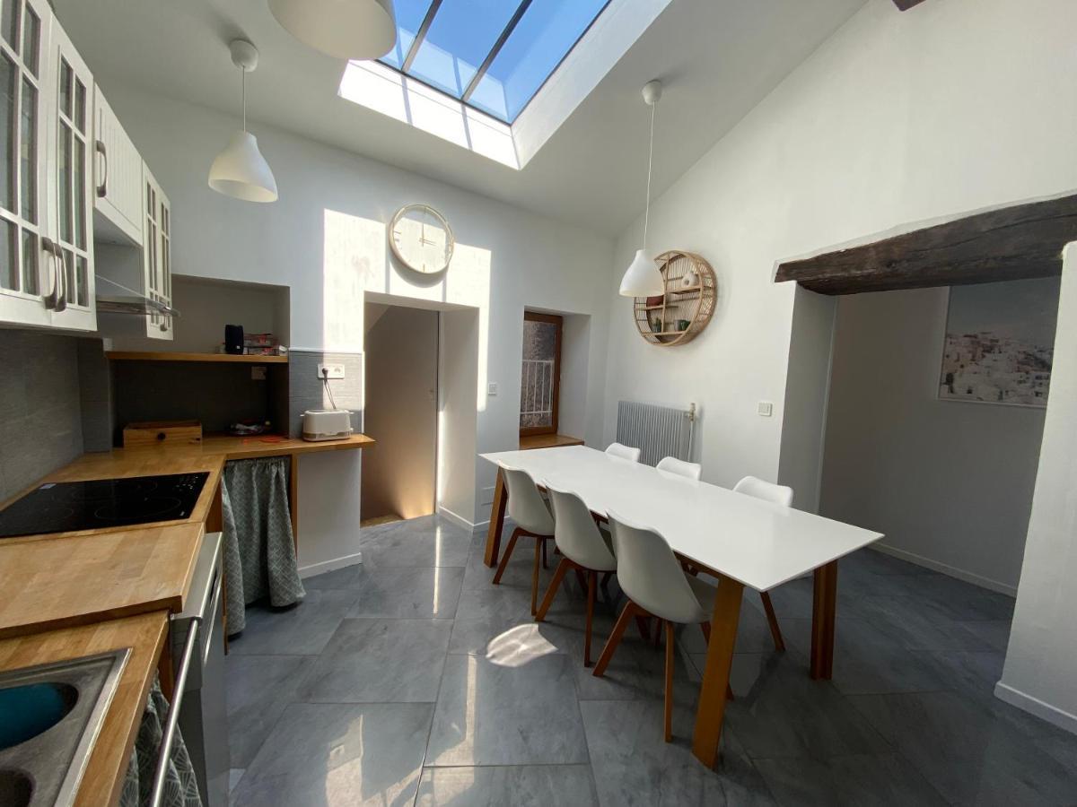 Apartmán La Mansarde De L Abbaye Cluny Exteriér fotografie